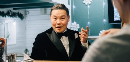 Entertainment program with a presenter